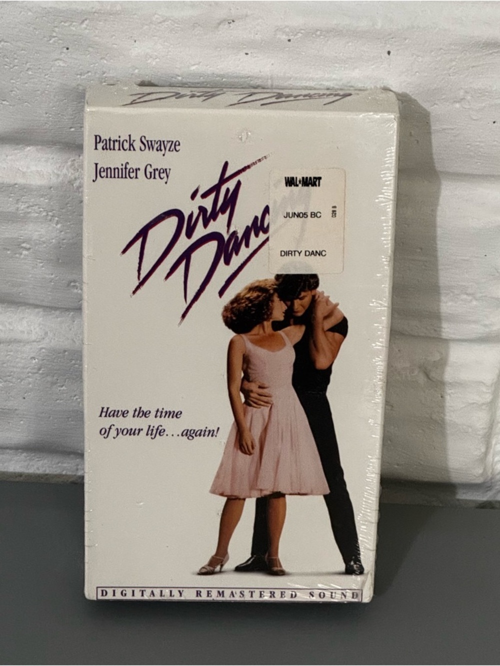 NEW 1997 Dirty Dancing VHS Patrick Swayze Jennifer Grey Digitally Remastered